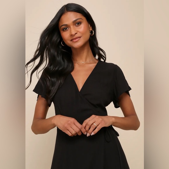 Lulu's Classic Black Maxi Dress - Picture 4 of 4